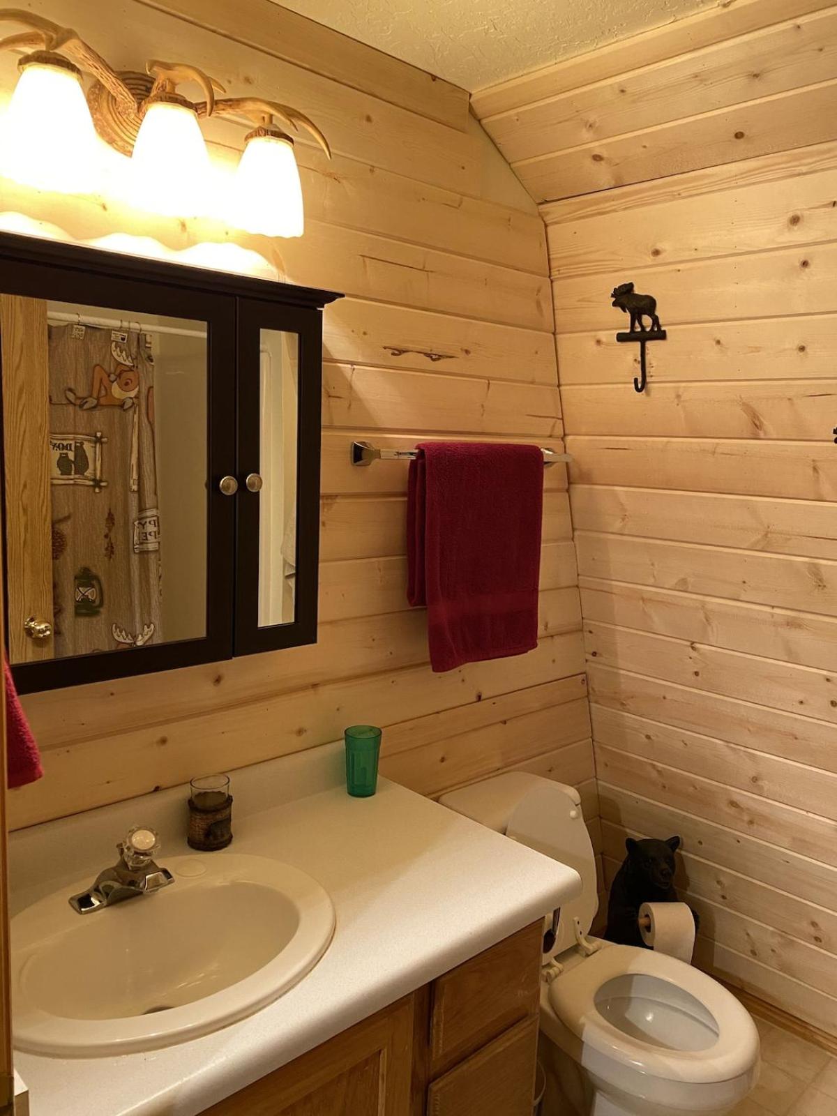 Cozy Cabin