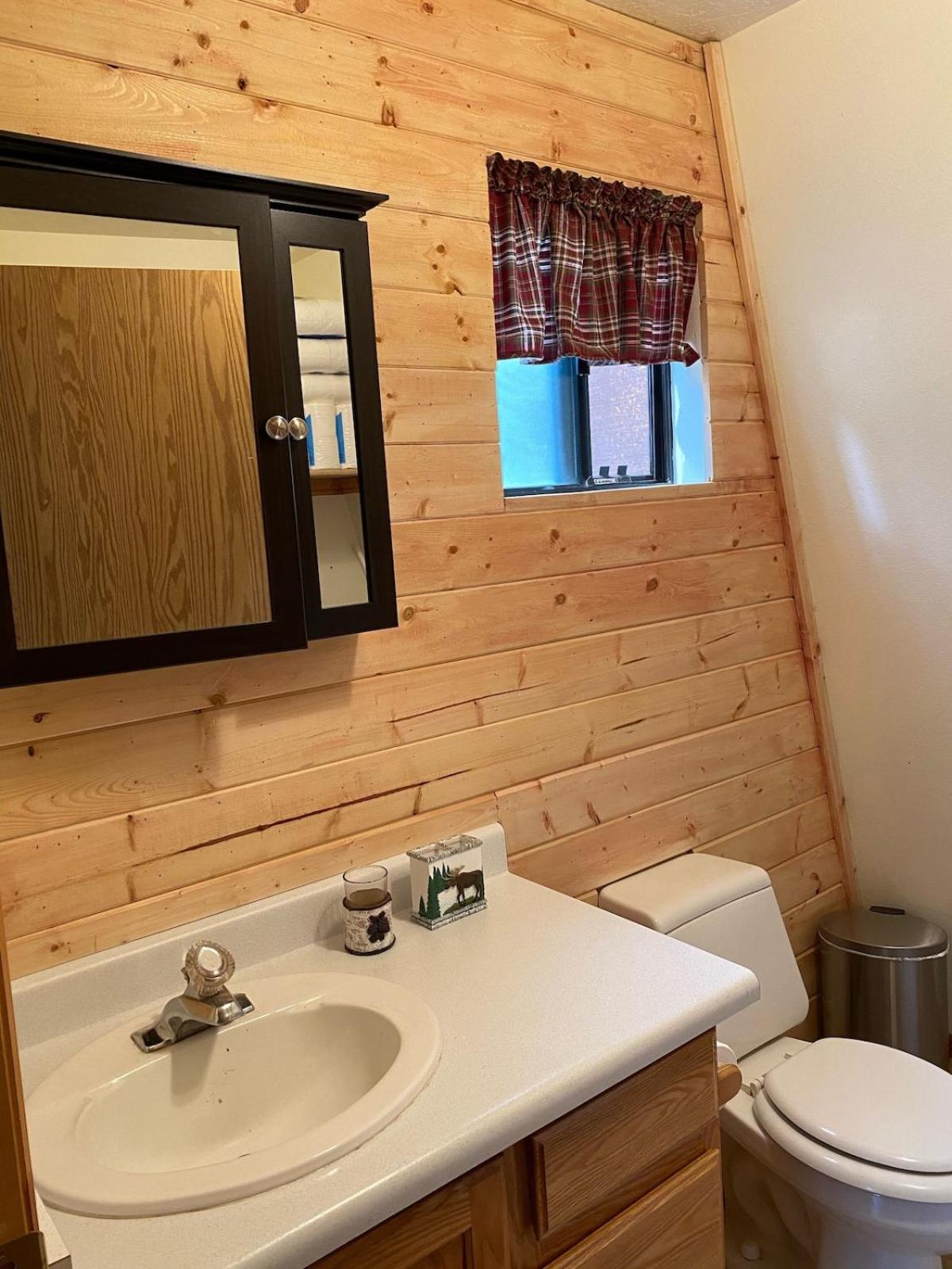 Cozy Cabin
