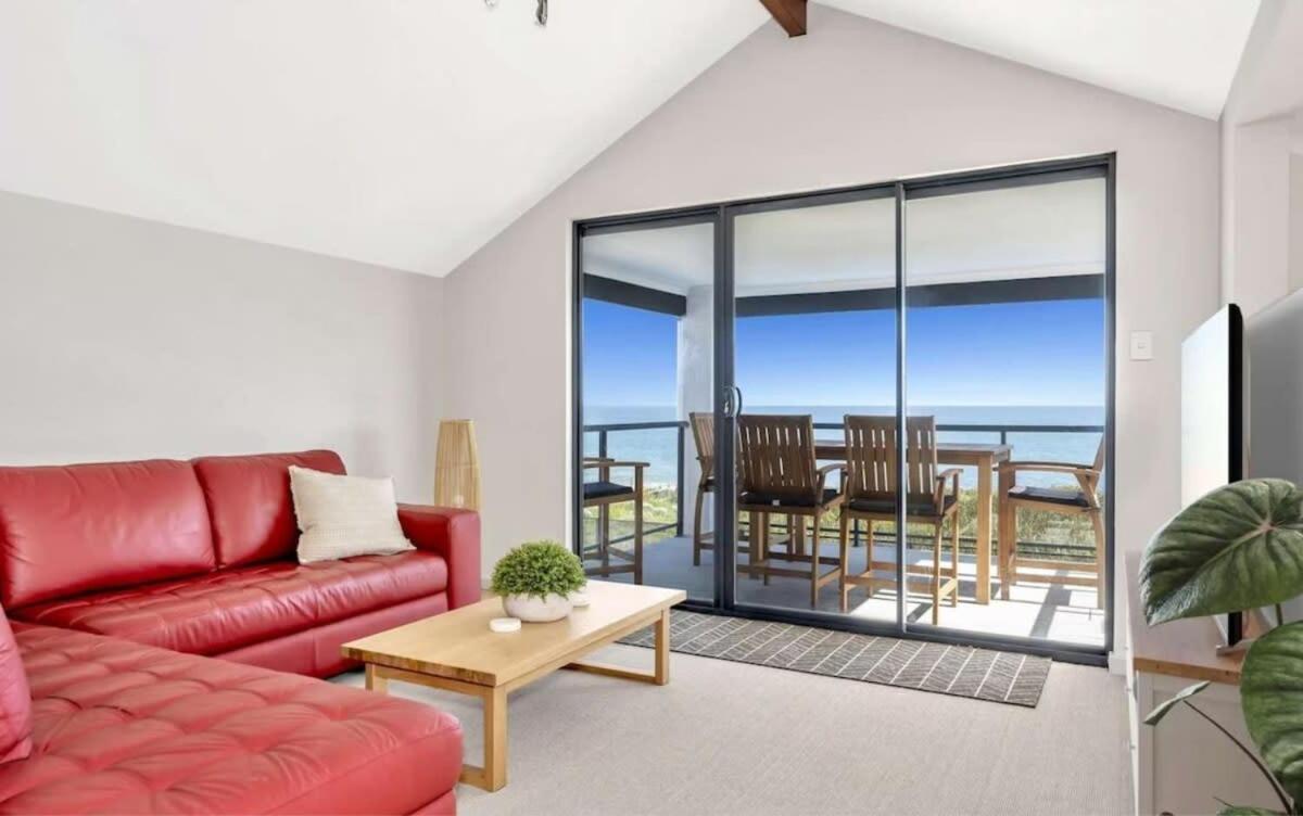 Beachfront Bliss - Private Pool and Beach Access
