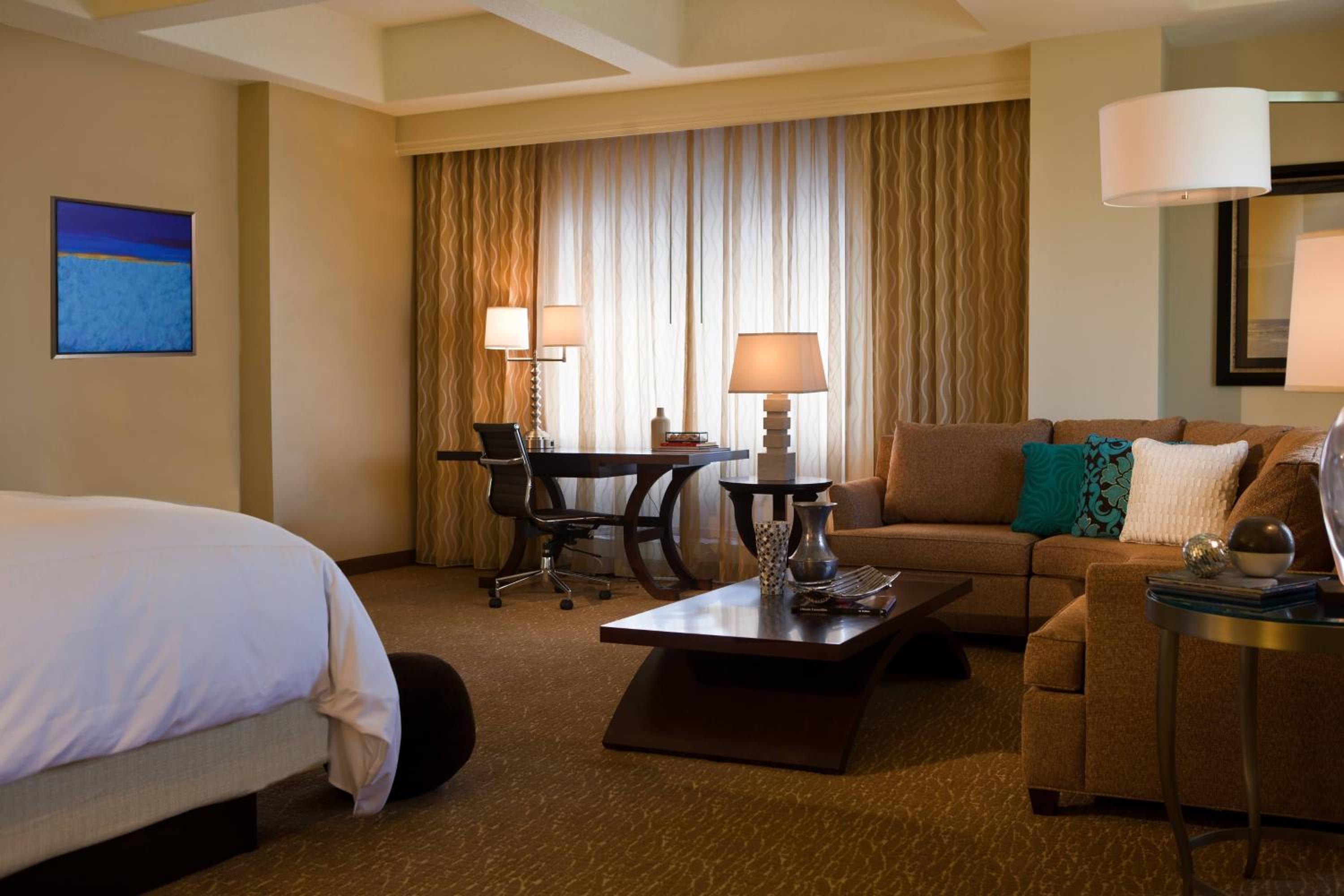 Renaissance Orlando at SeaWorld®