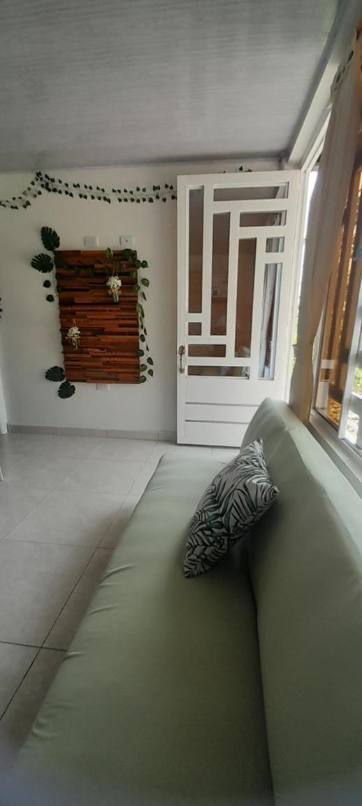 apartamento tranquilo a 5 minutos del parque