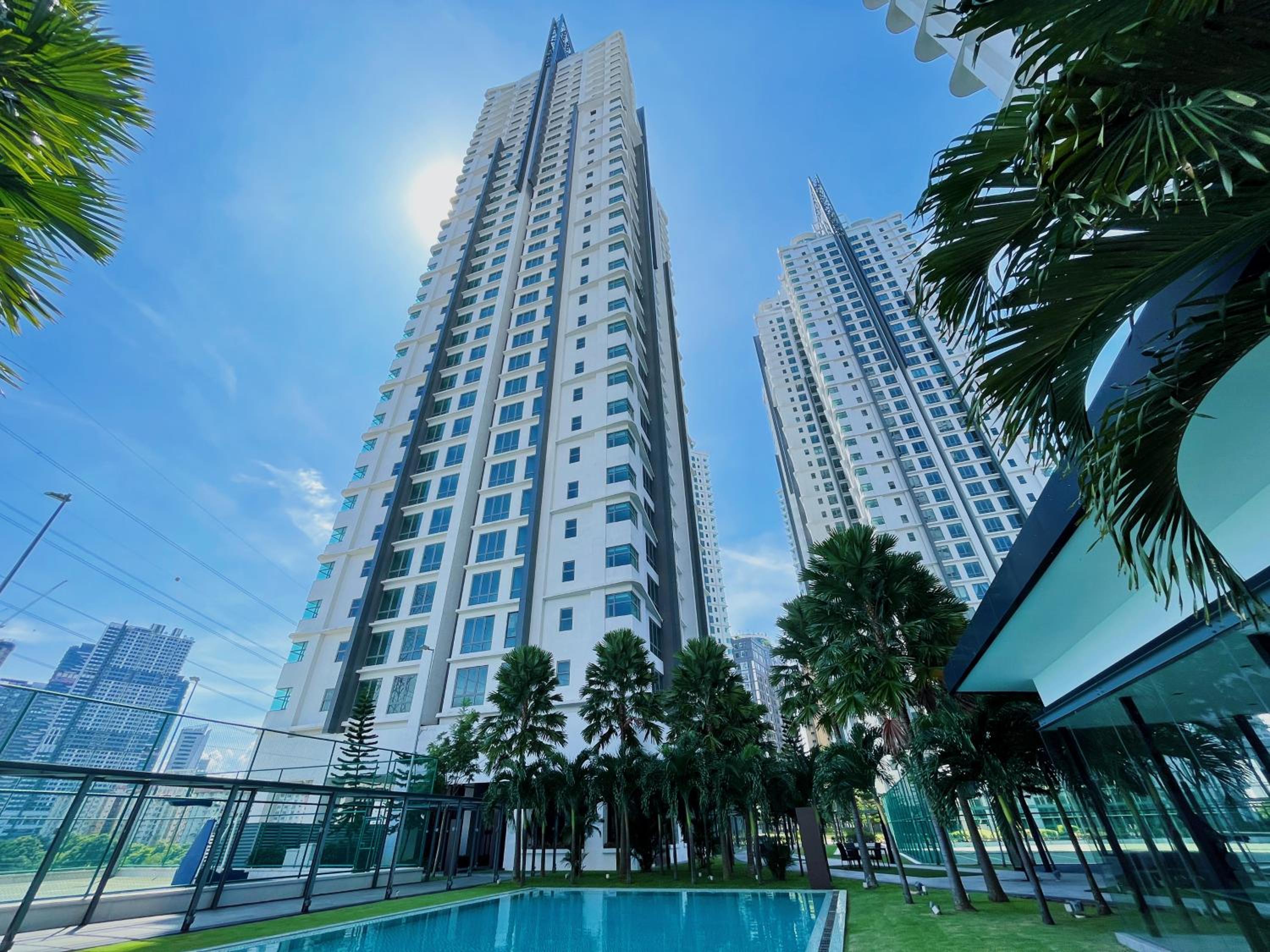 D'Rapport Residences by Manhattan Group