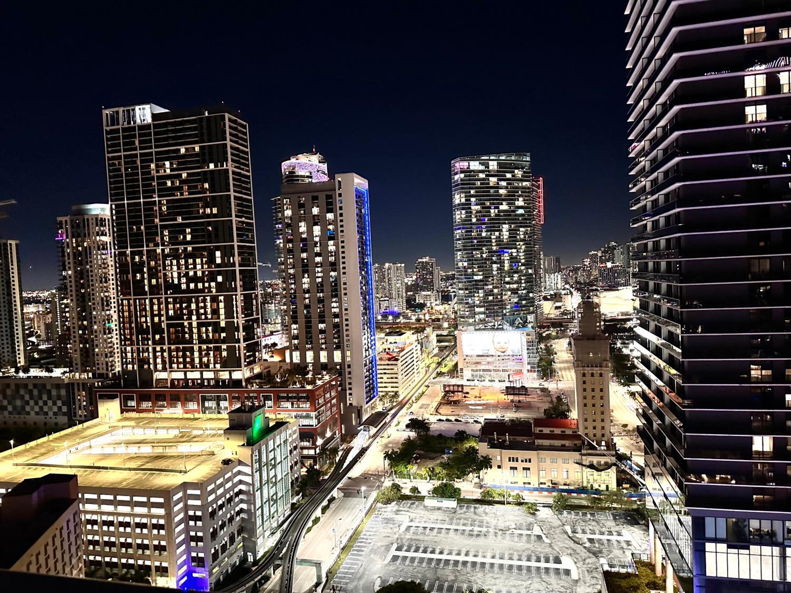 Ocean View, Free Parking Luxe Loft, Brickell Downtown, Port of MIA