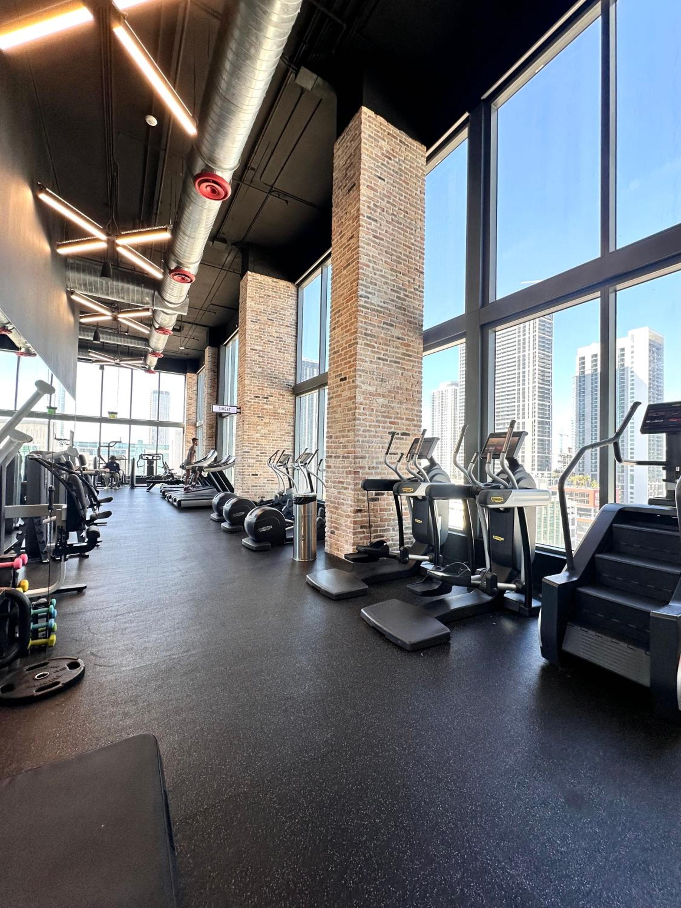 Ocean View, Free Parking Luxe Loft, Brickell Downtown, Port of MIA