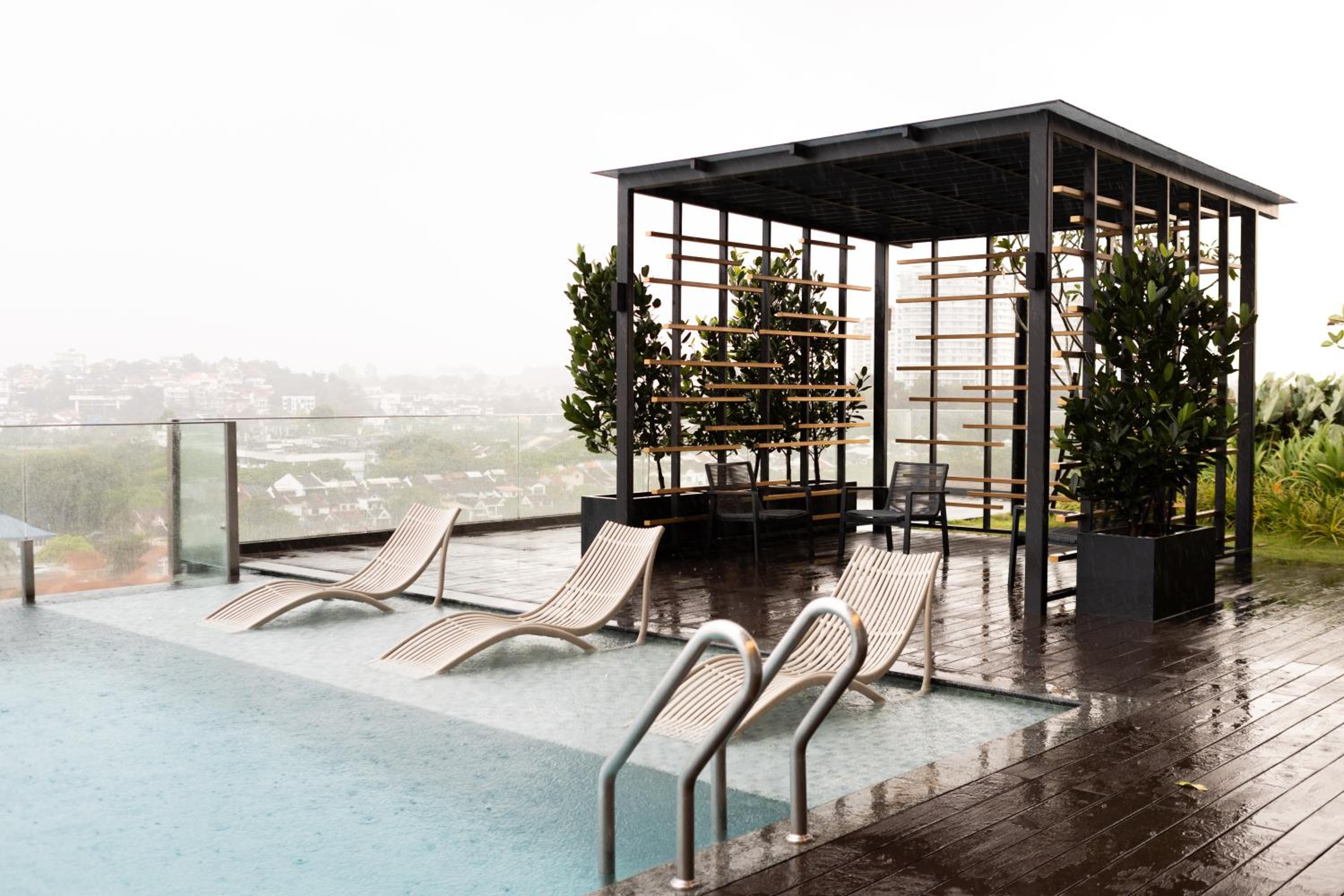 Societe Suites By iHost Global