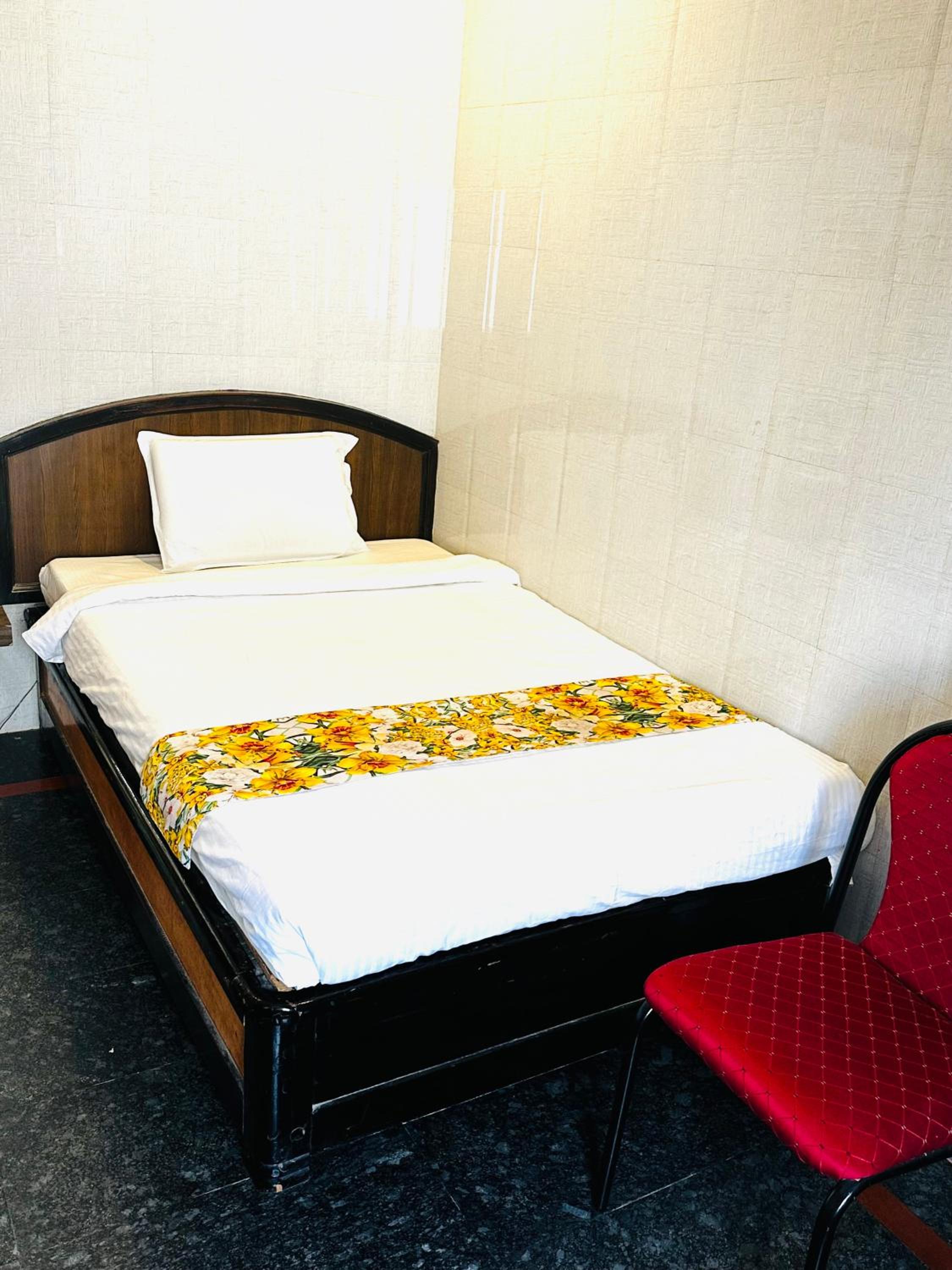 HOTEL TEJASRI RESIDENCY view 4