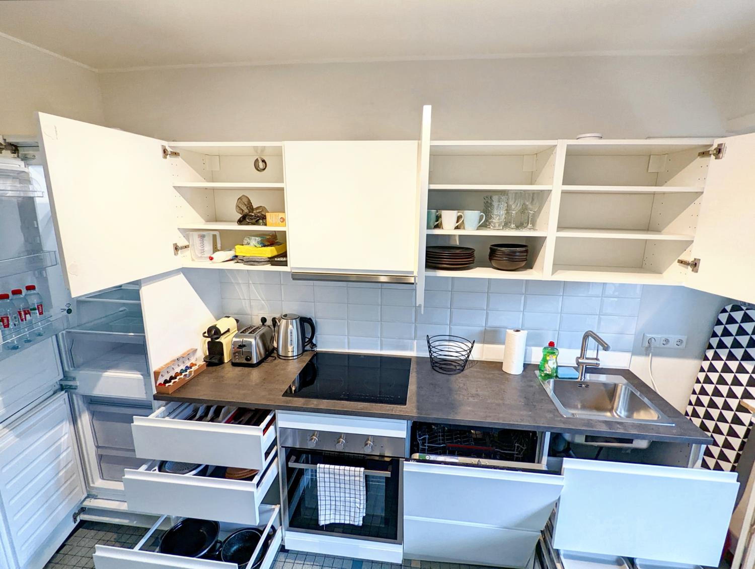 Howald 2 BR Apartment with Private Garage & Garden