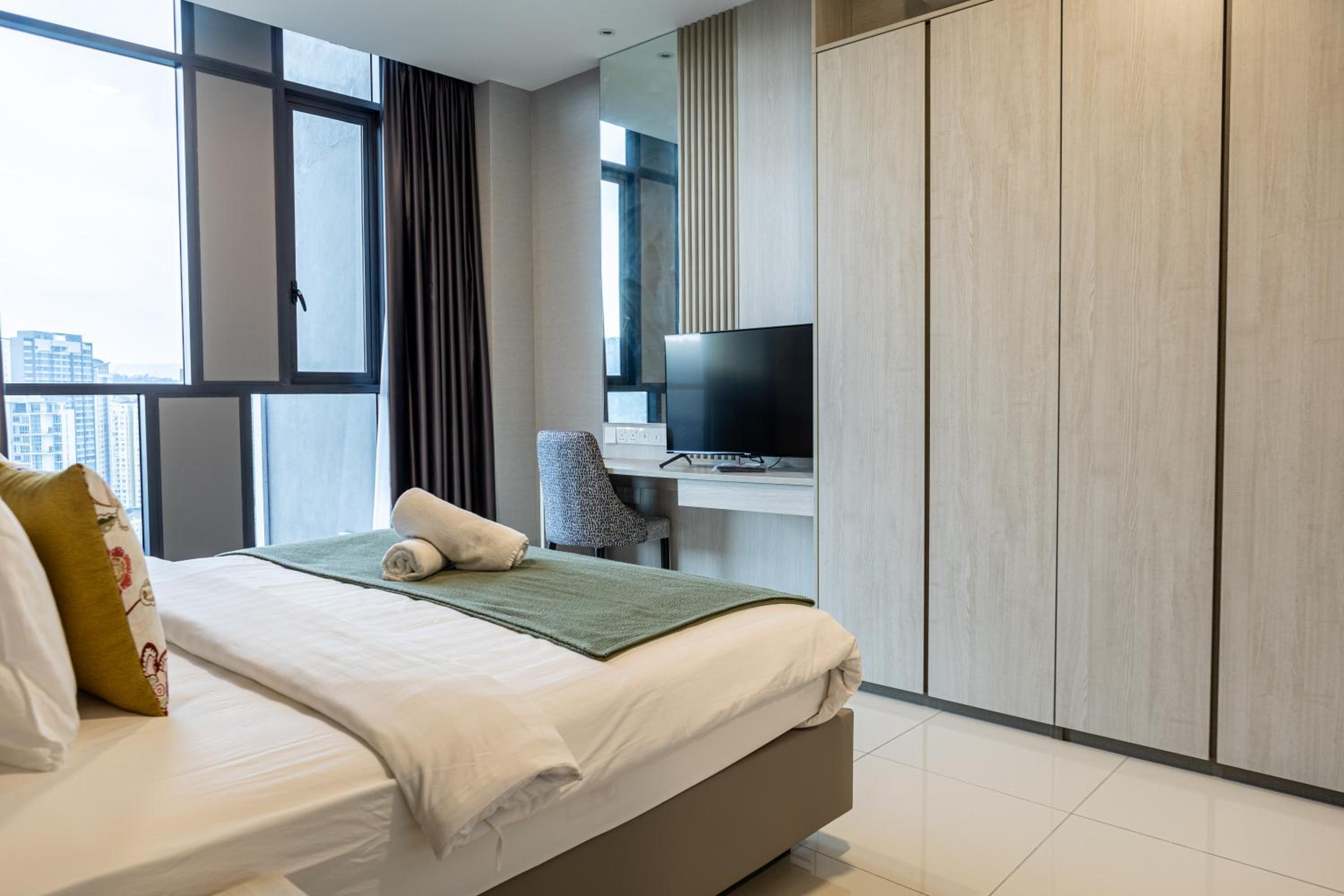 Societe Suites By iHost Global
