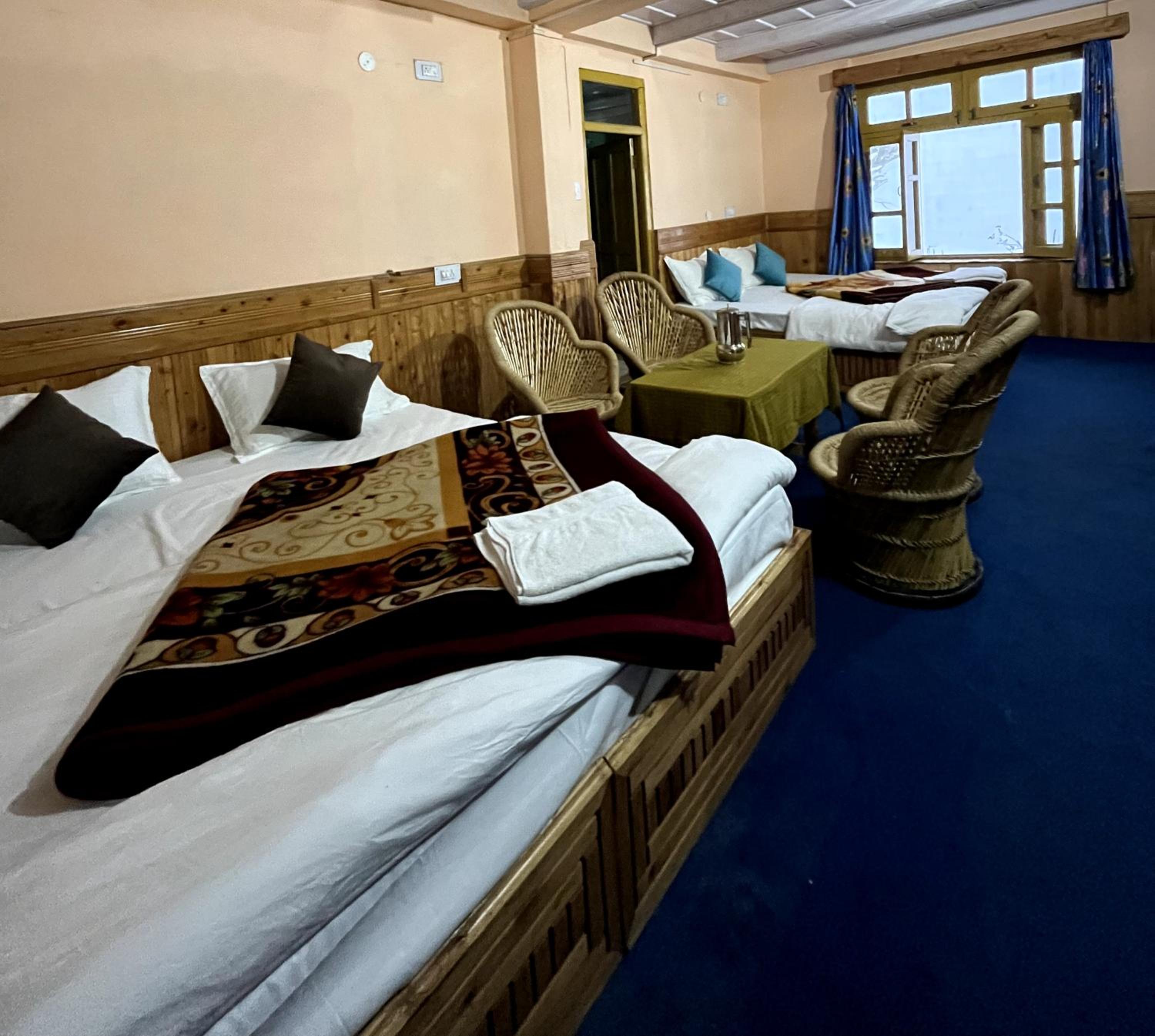 Sojhaholidayinn