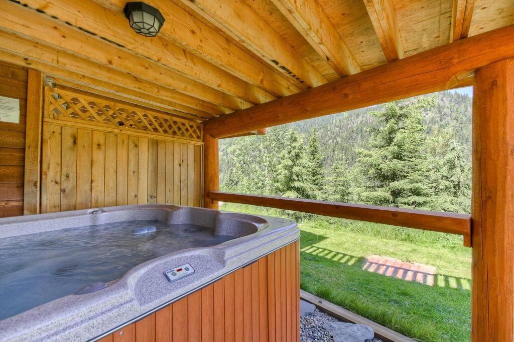 Morrisey Chalet at Sun Peaks