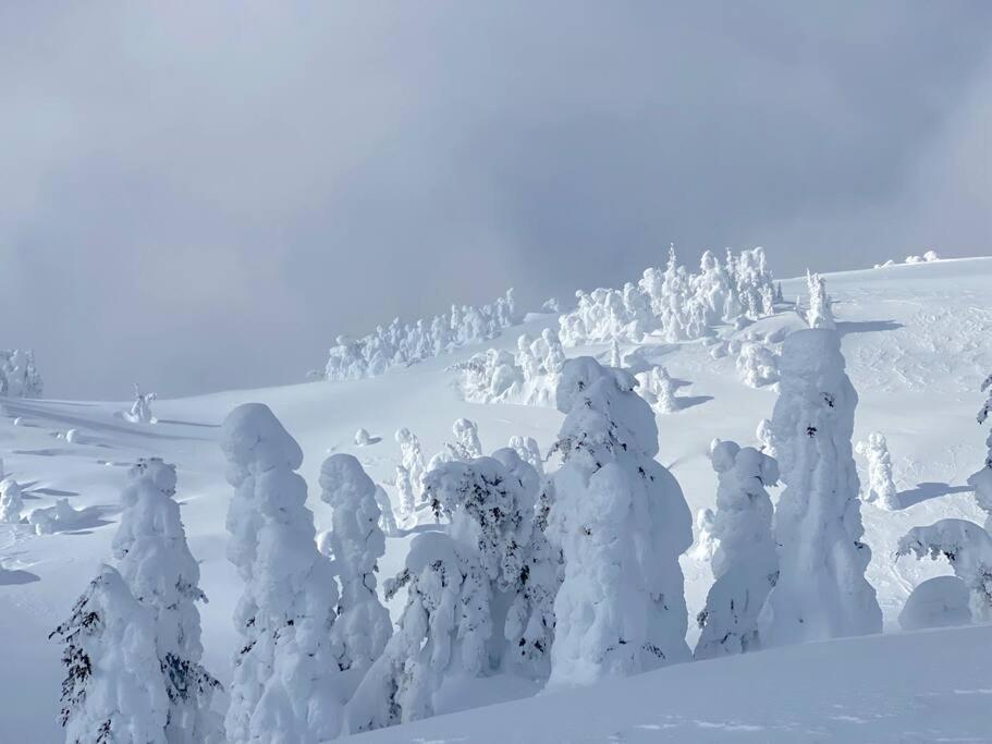 Morrisey Chalet at Sun Peaks