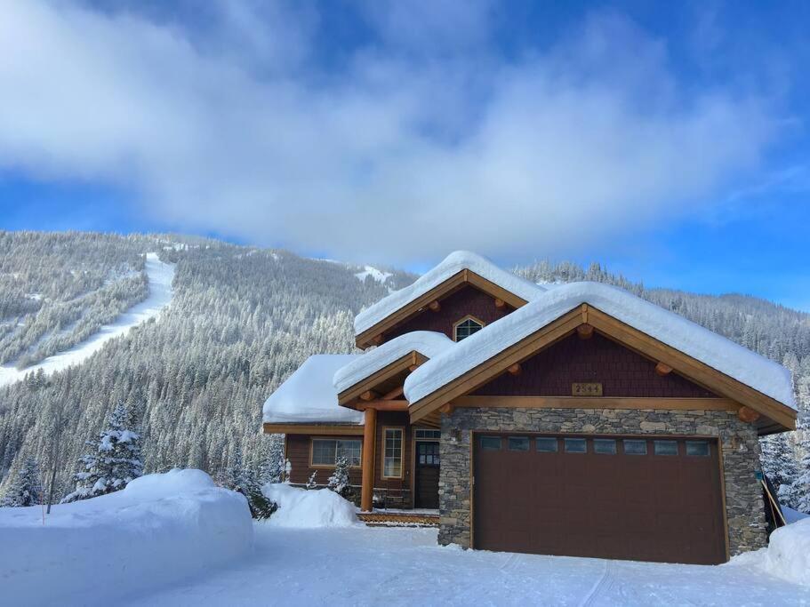 Morrisey Chalet at Sun Peaks