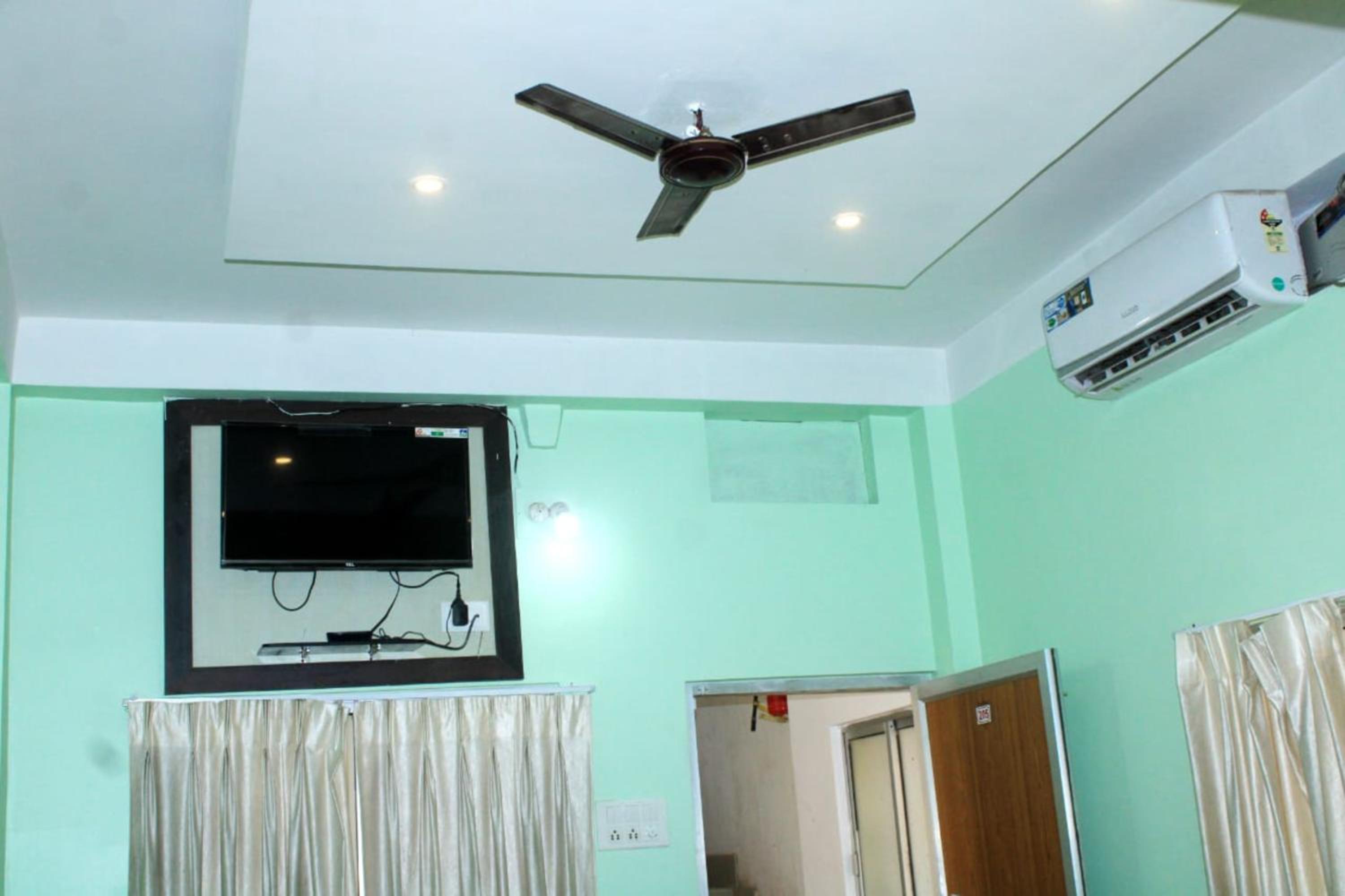 Photo 7