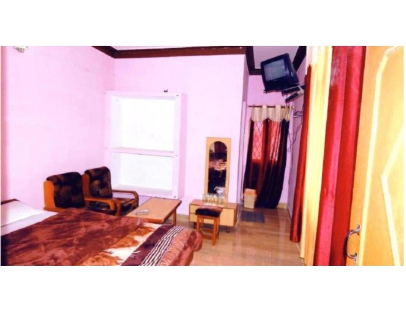 Hotel Narmada Bhawan, Badrinath view 2