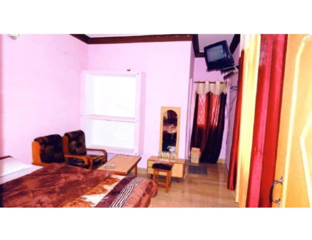 Photo 6