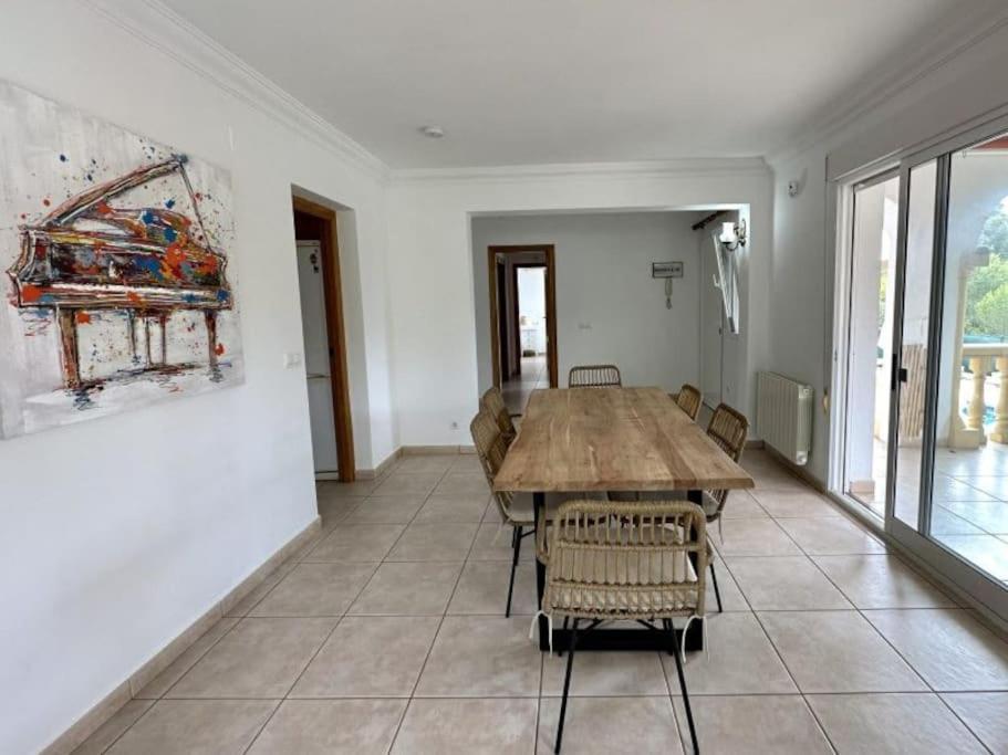 Casa Maria Granadella, three bedroom villa with private pool