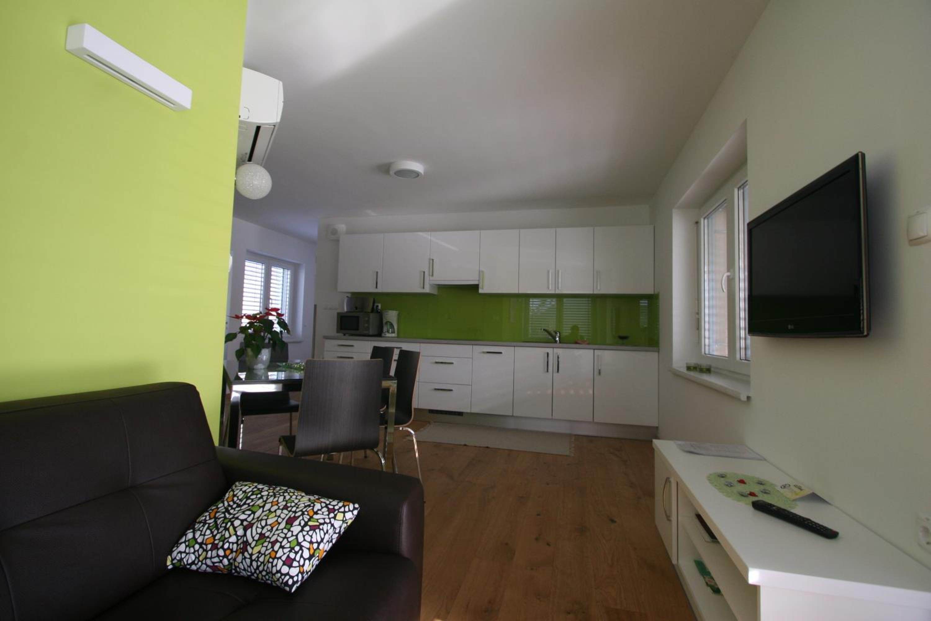 Apartments & Wellness Skok