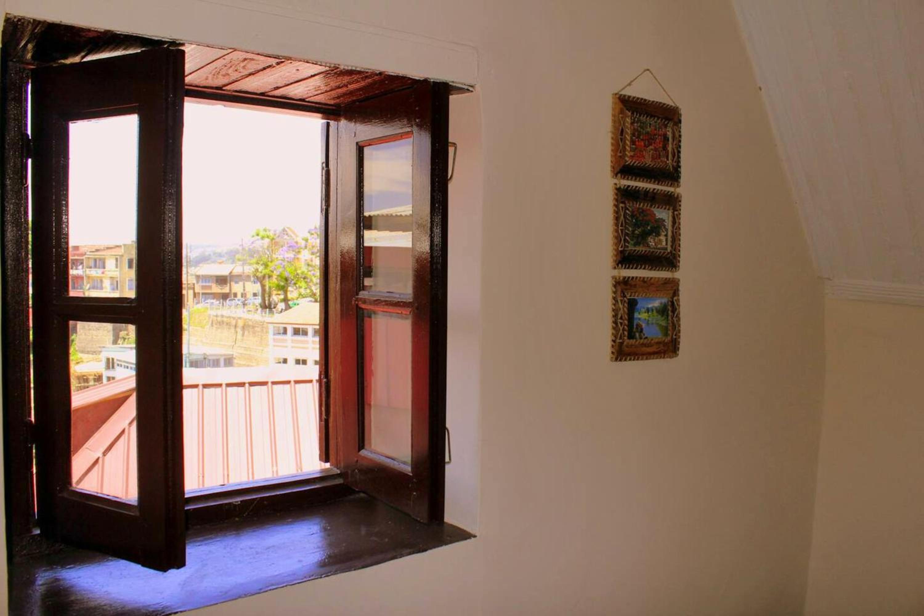 Charming House in Antananarivo with Office view 3