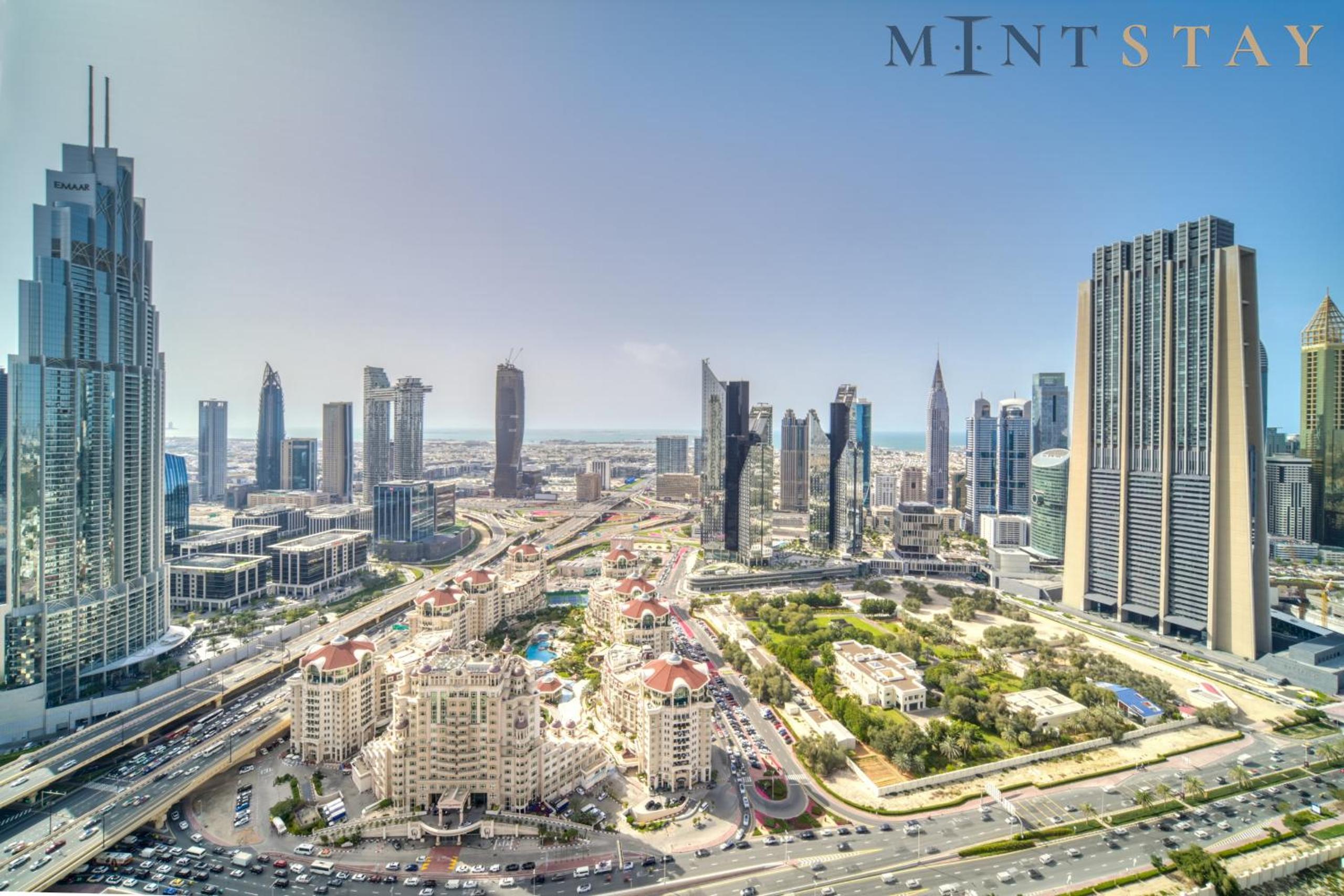 Downtown Views II City View, Downtown Dubai - Mint Stay