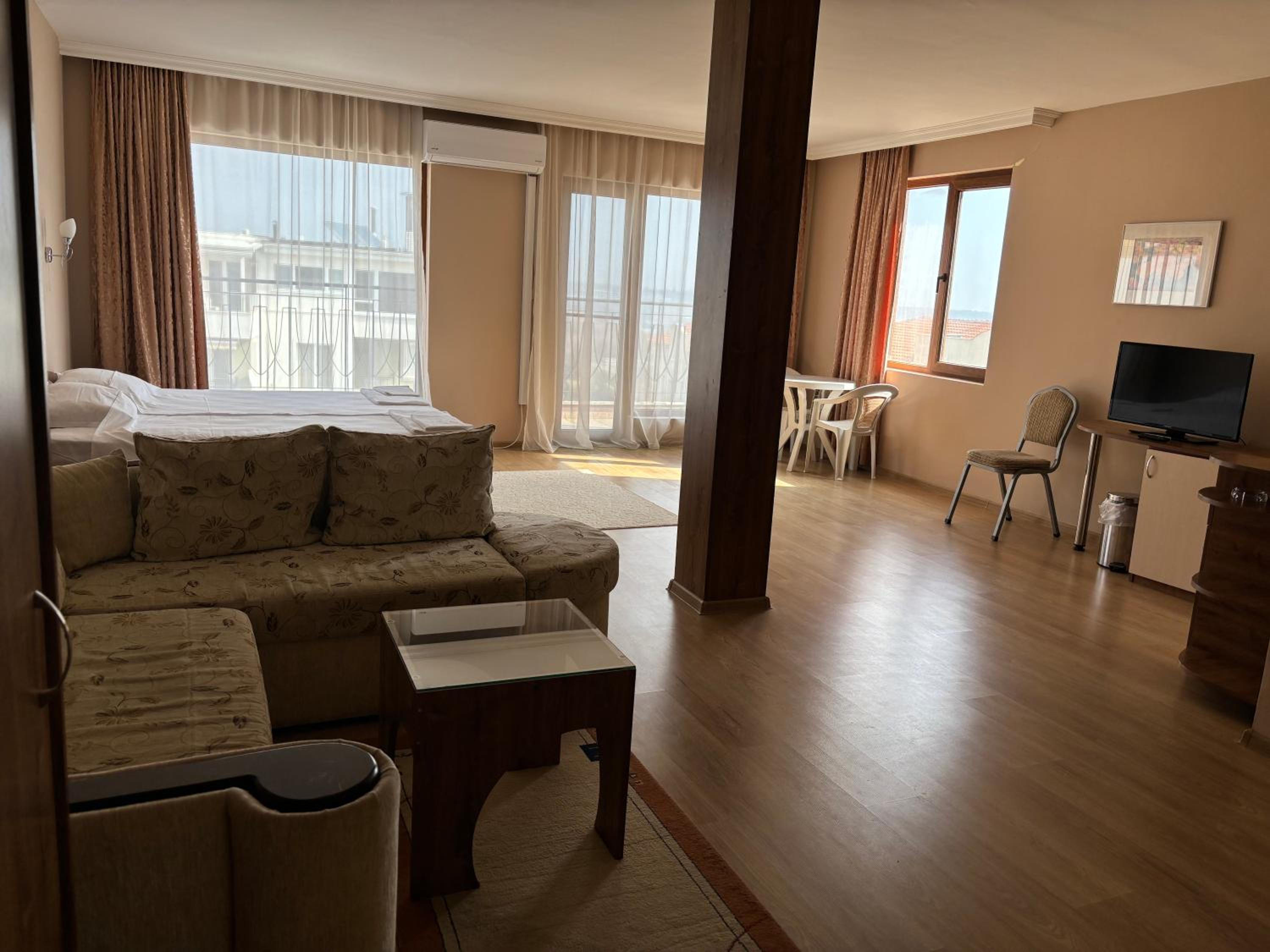 Relax Guest House