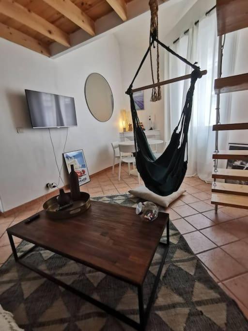 Saint André bel appartement Avignon Intra muros 2 couchages