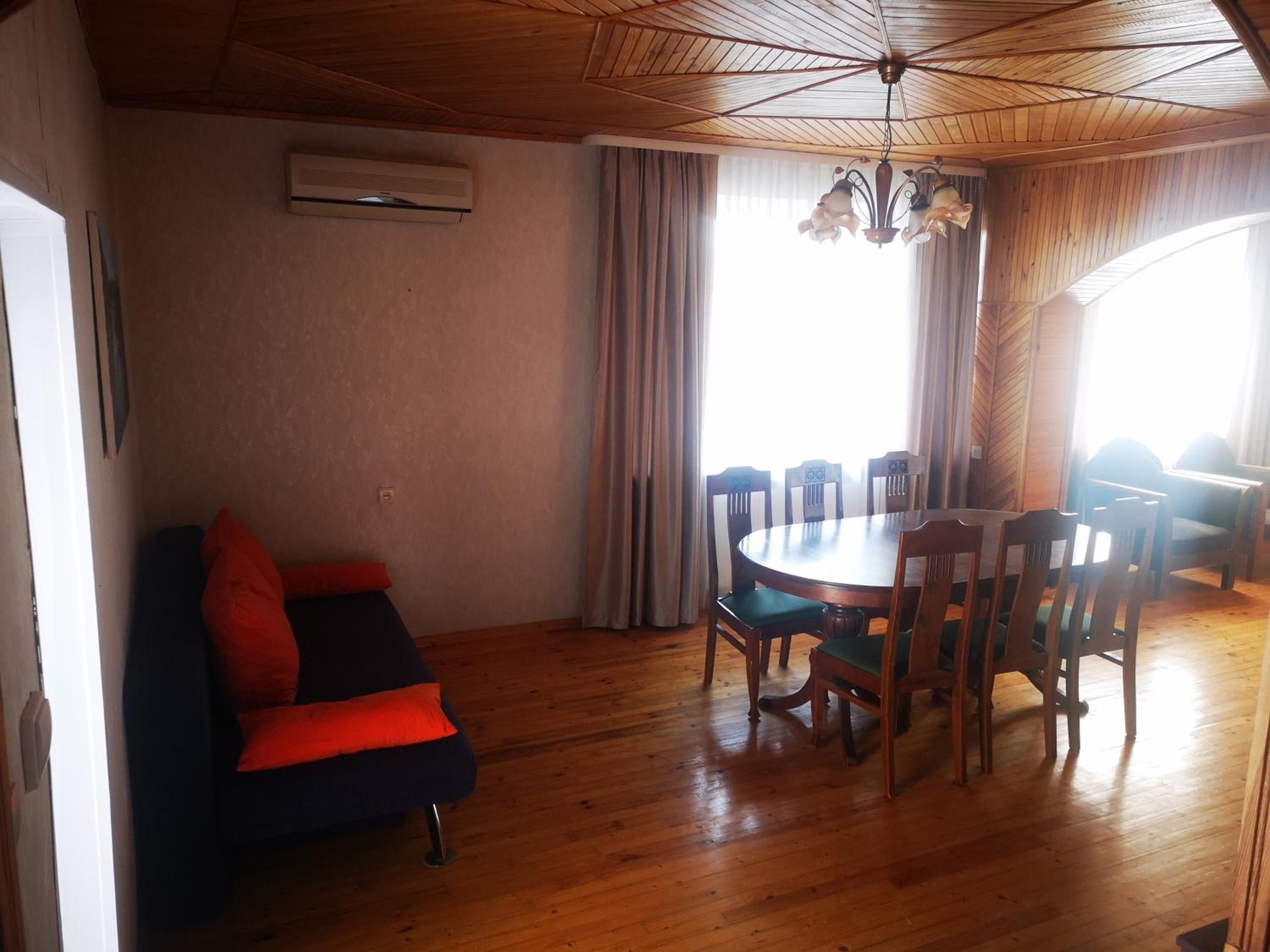 Vaižganto Namas House for rent