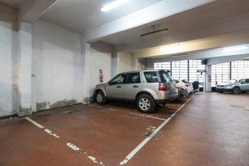 TURIN CENTER whit PRIVATE PARKING view 3