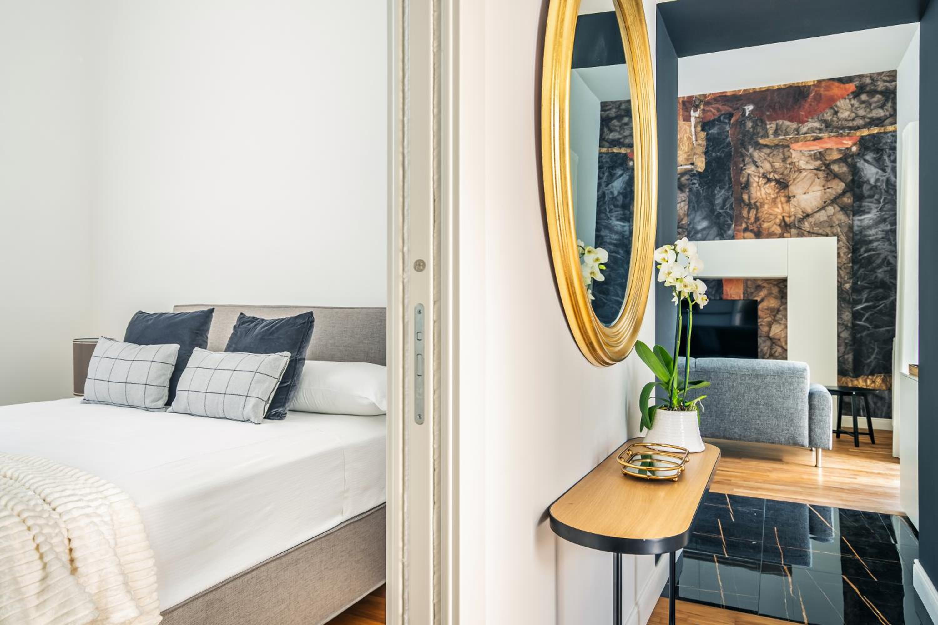 Tavernola35 - Luxury apartment photo 2
