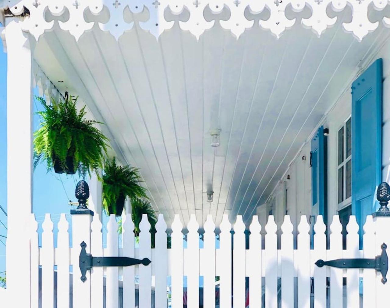 The Captains Quarters - A Relaxing Nautical Abode view 4