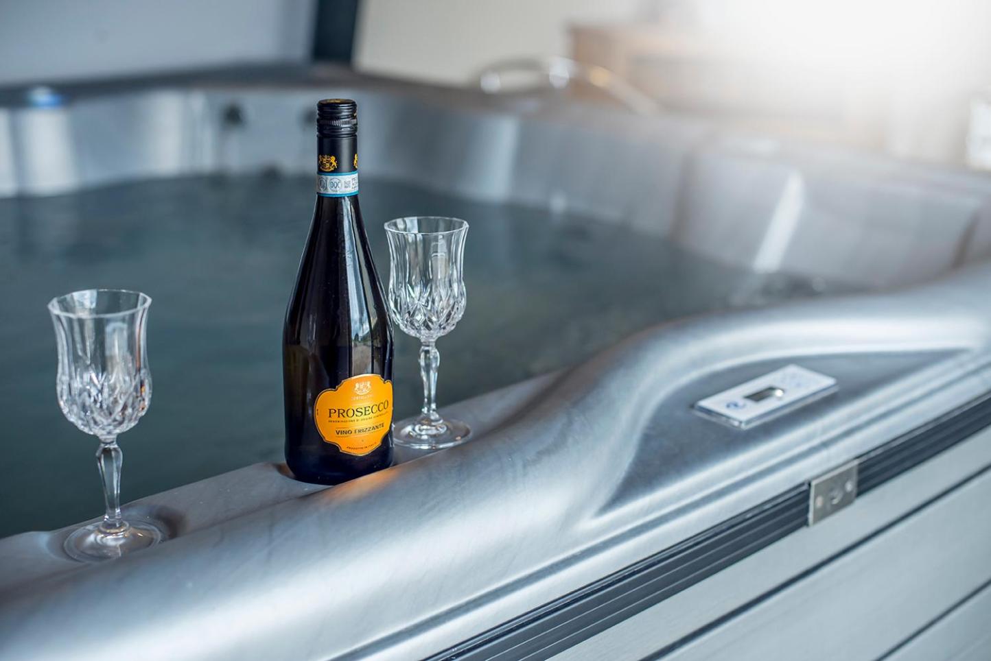 RURAL RETREAT WALES Indoor Hot Tub, Log Fire, Starry Skies, Woodland Walks view 2