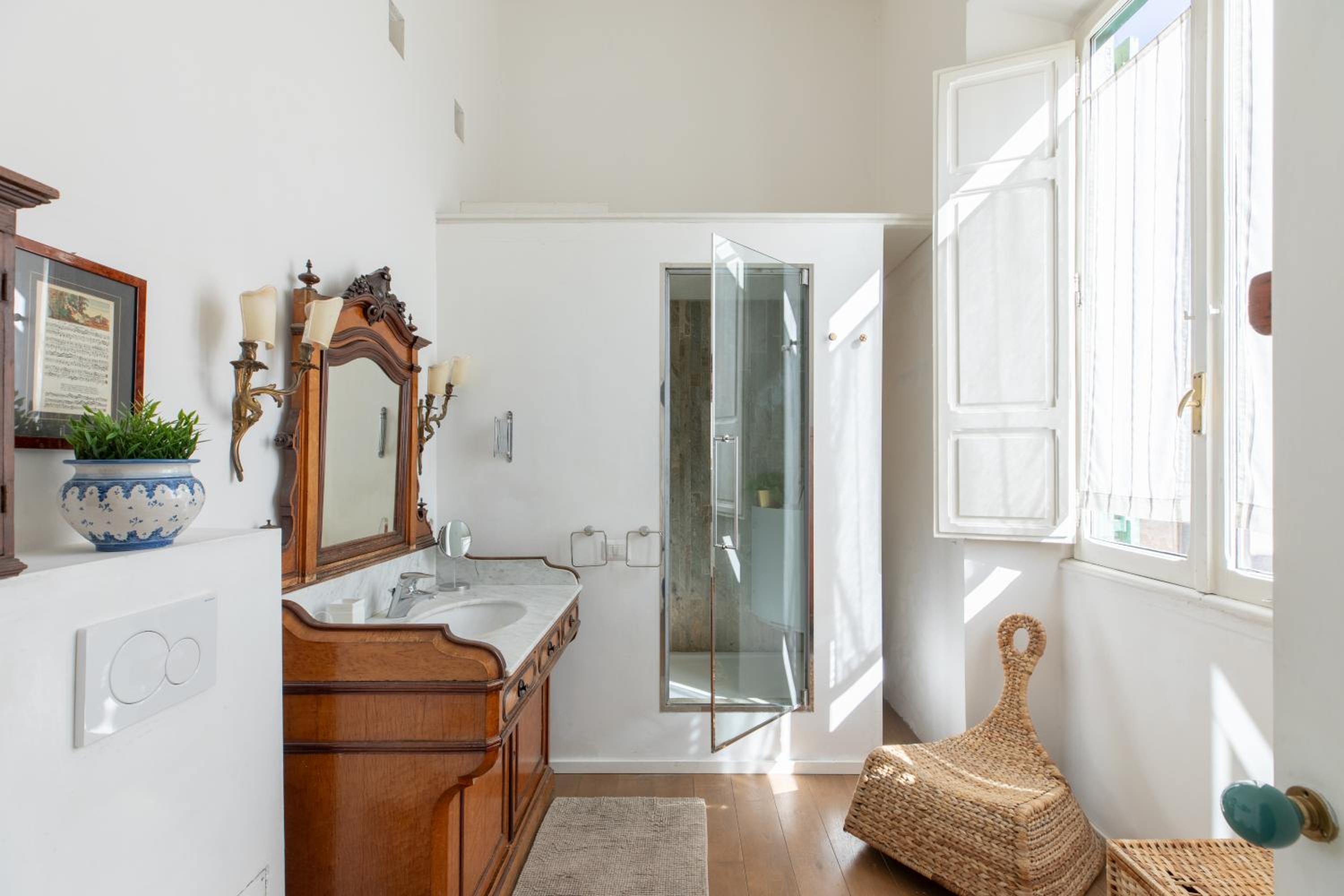 iFlat Trastevere Bright and Comfy 3 Bedroom apt photo 4