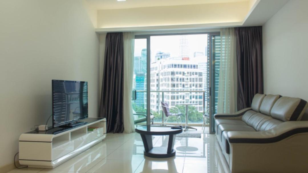 Mohamed Suits 3 bedroom