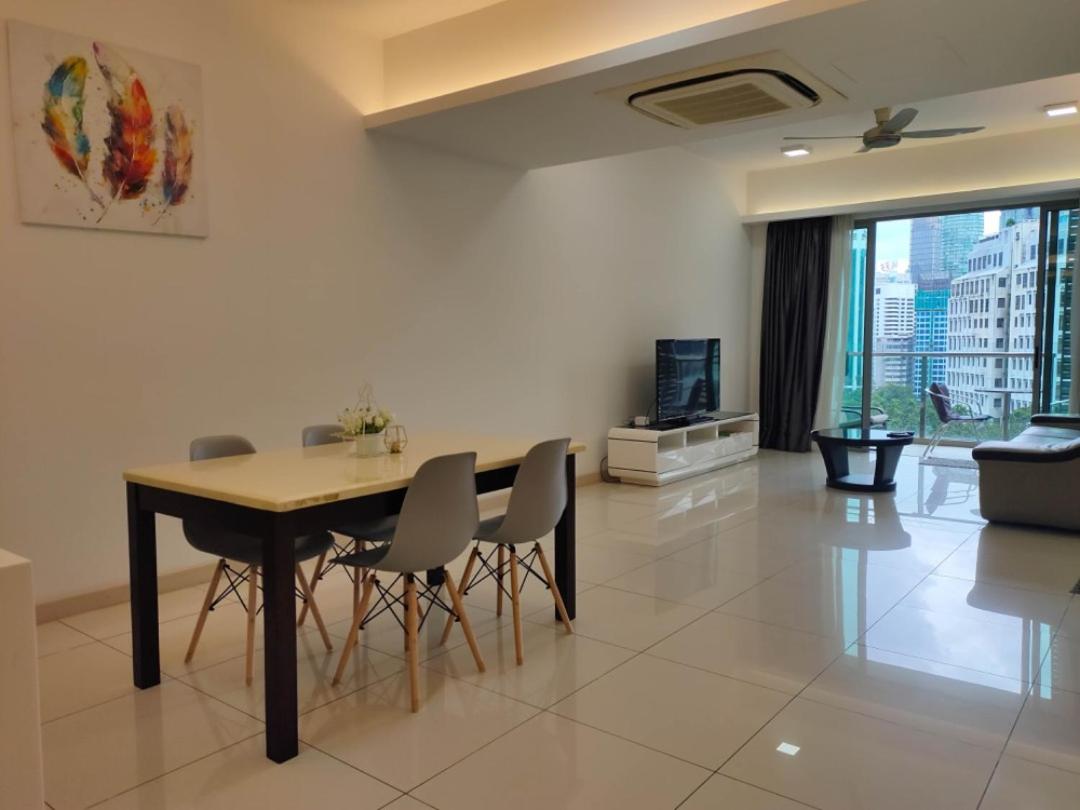 Mohamed Suits 3 bedroom