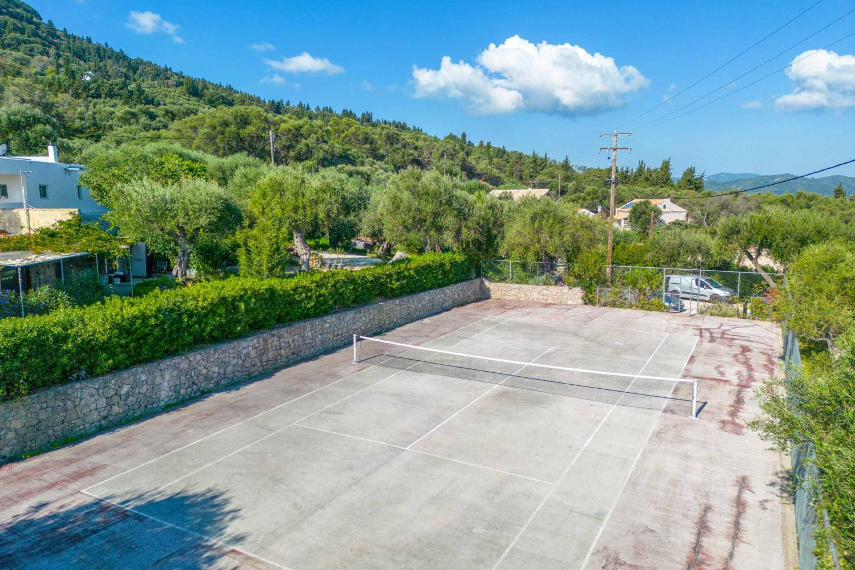 Villa Apanemia Mare