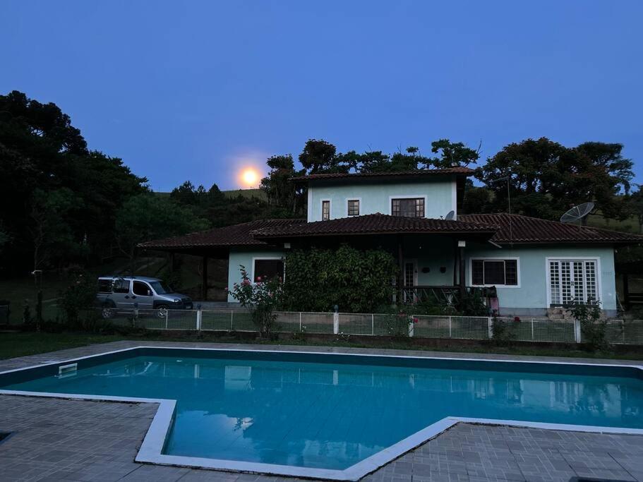 Sítio Paraíbuna - Fazenda Paraíbuna - Casa Campo