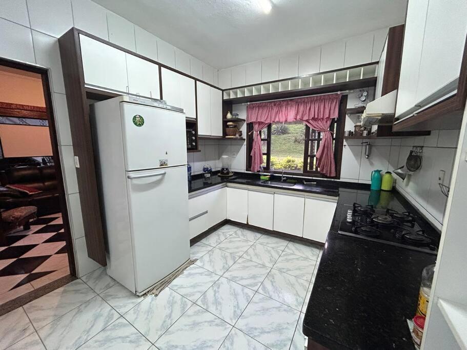 Sítio Paraíbuna - Fazenda Paraíbuna - Casa Campo
