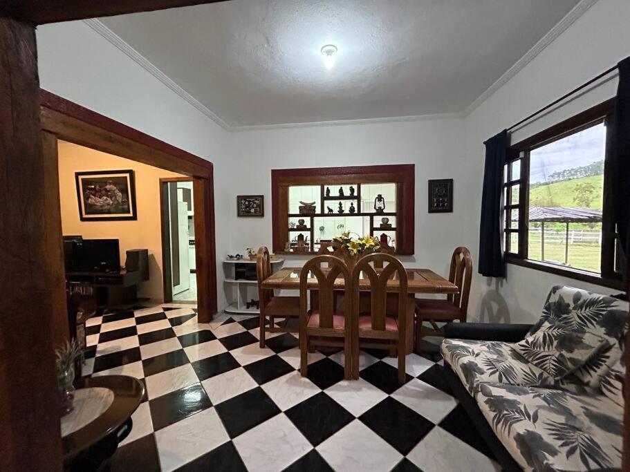 Sítio Paraíbuna - Fazenda Paraíbuna - Casa Campo