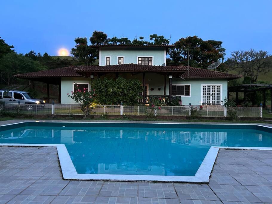 Sítio Paraíbuna - Fazenda Paraíbuna - Casa Campo