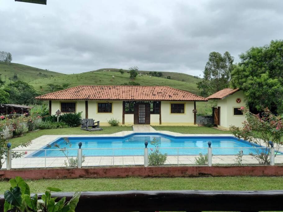 Sítio Paraíbuna - Fazenda Paraíbuna - Casa Campo