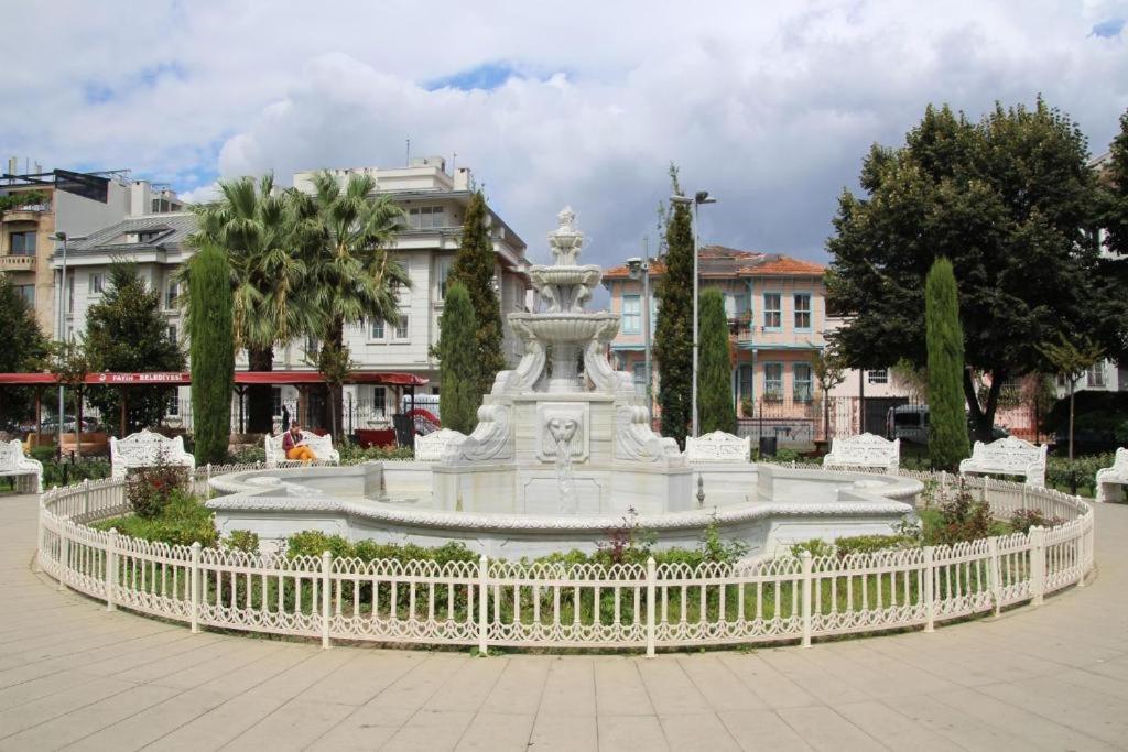 Estampolis Hotel