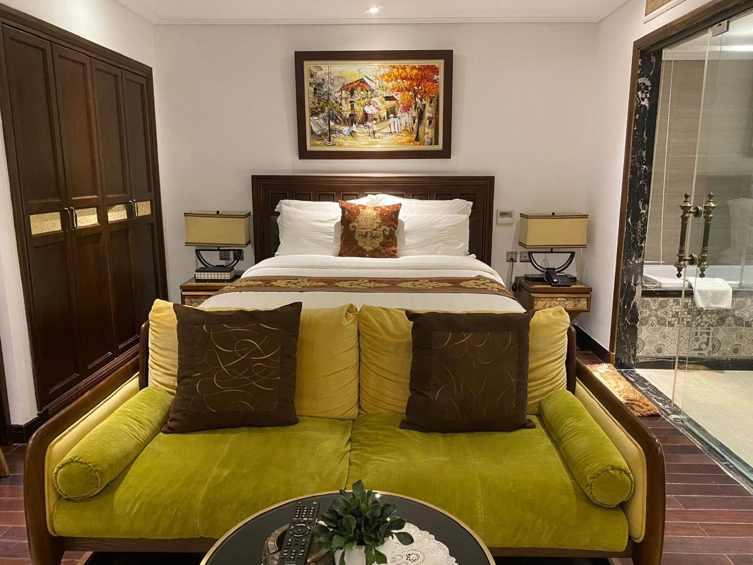 JB Serviced Apartment