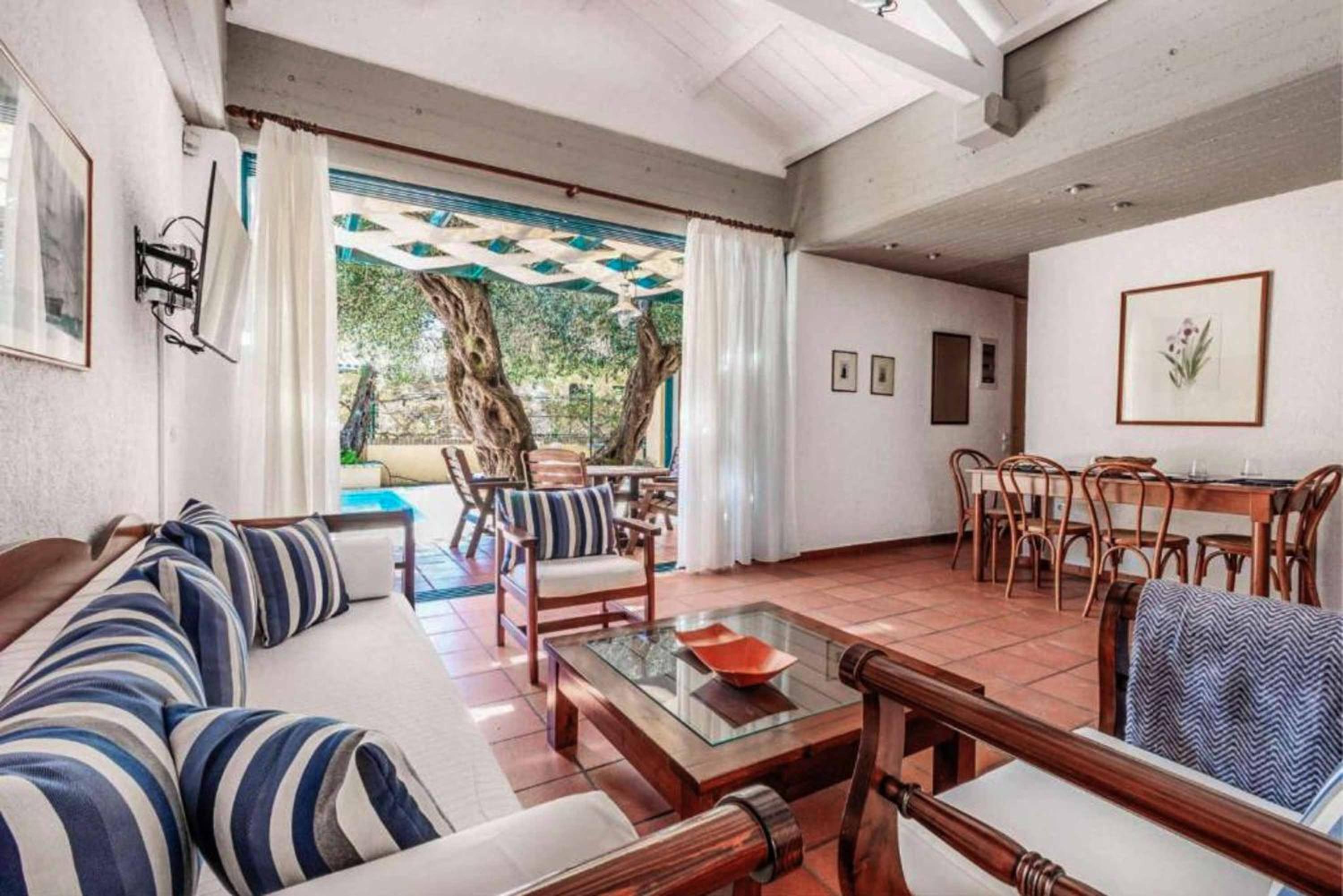 Villa Ithika