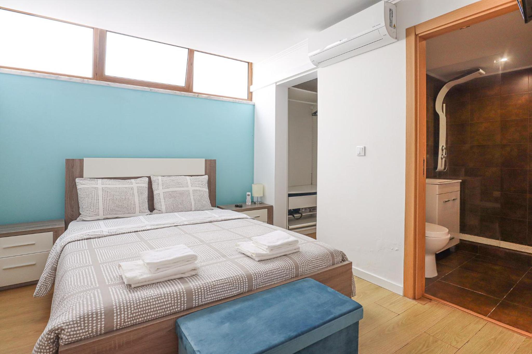 Villa Mongos - BY BEDZY en Alvor — hotel room
