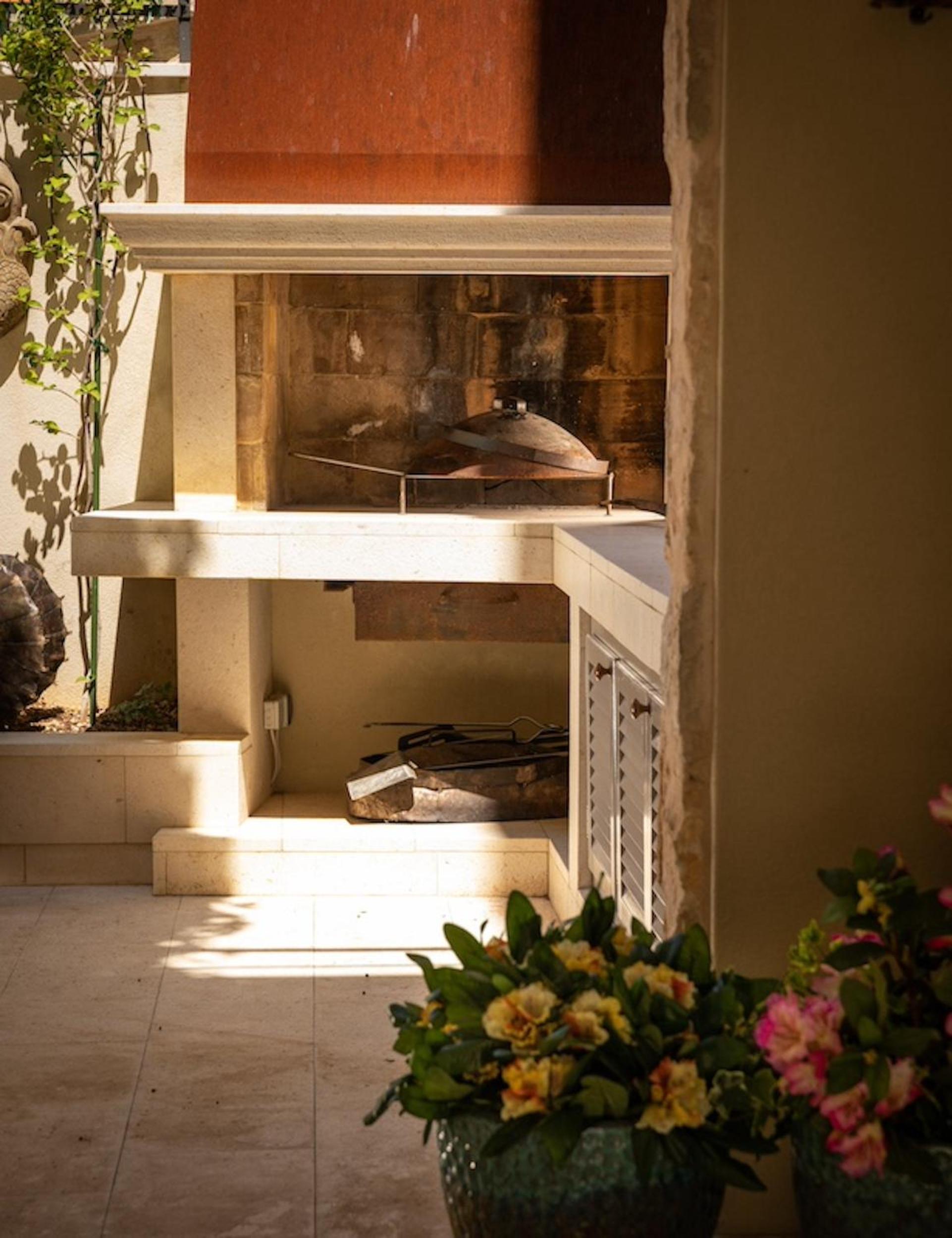 Villa Eudora view 5