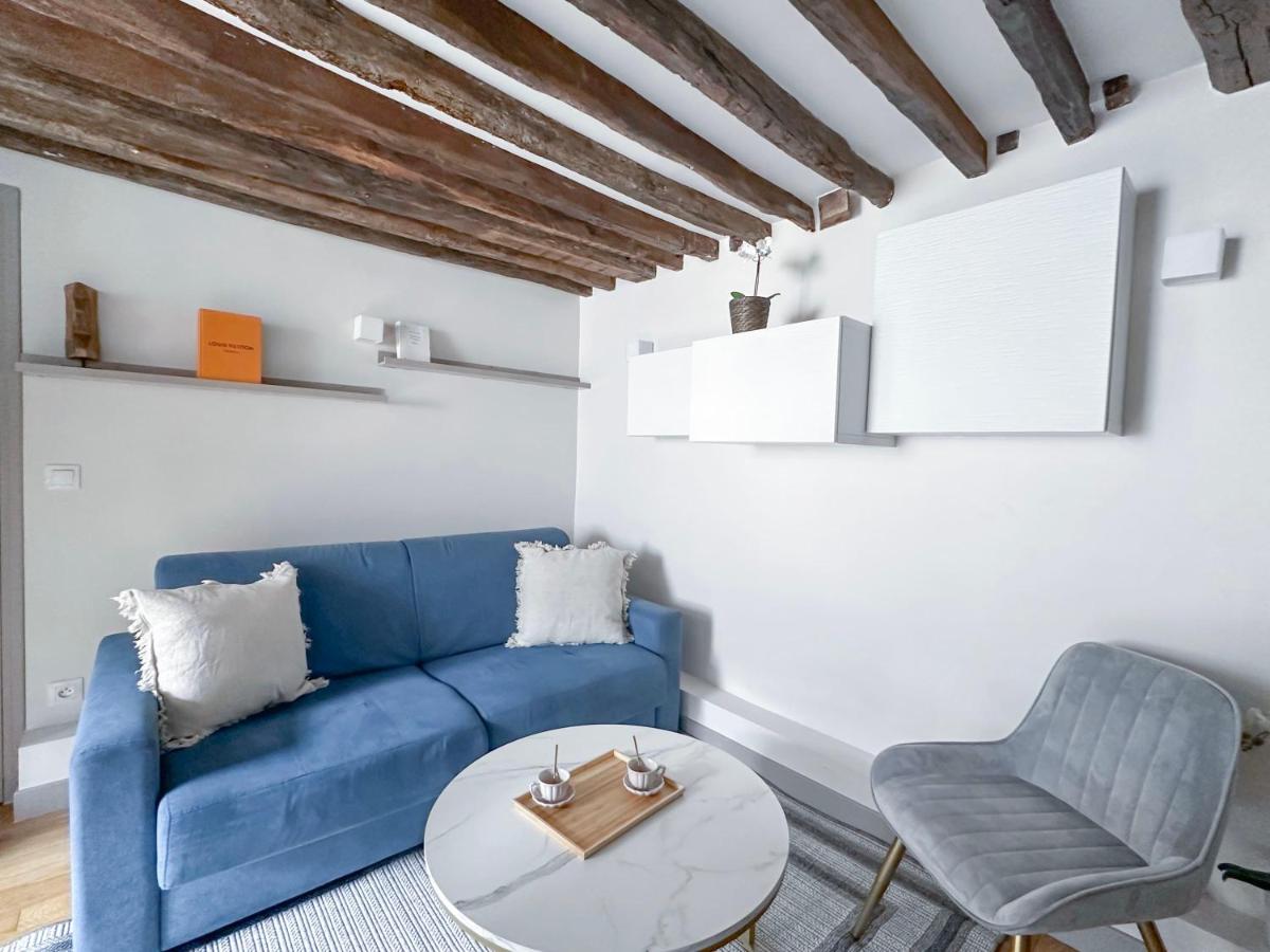 1612 B - Best deal in Pigalle
