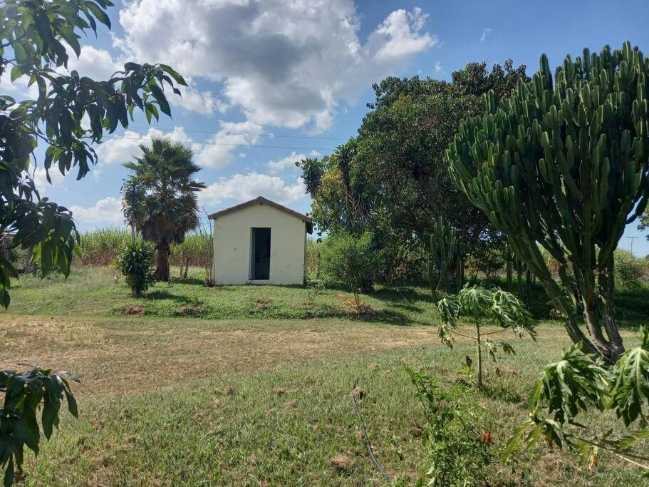 Casa em sítio à beira do Rio Piracicaba c piscina e dois quartos