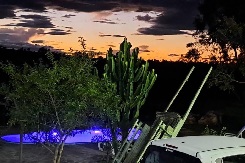 Casa em sítio à beira do Rio Piracicaba c piscina e dois quartos