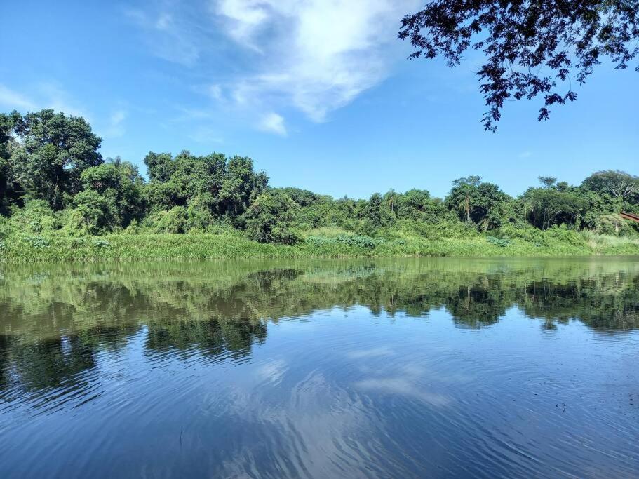 Casa em sítio à beira do Rio Piracicaba c piscina e dois quartos
