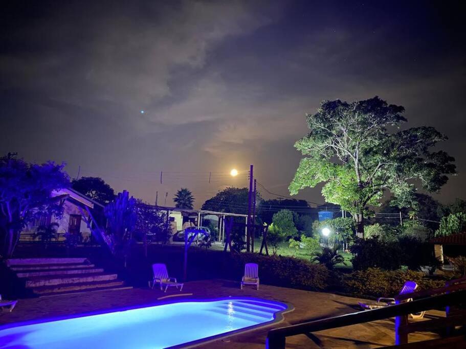 Casa em sítio à beira do Rio Piracicaba c piscina e dois quartos