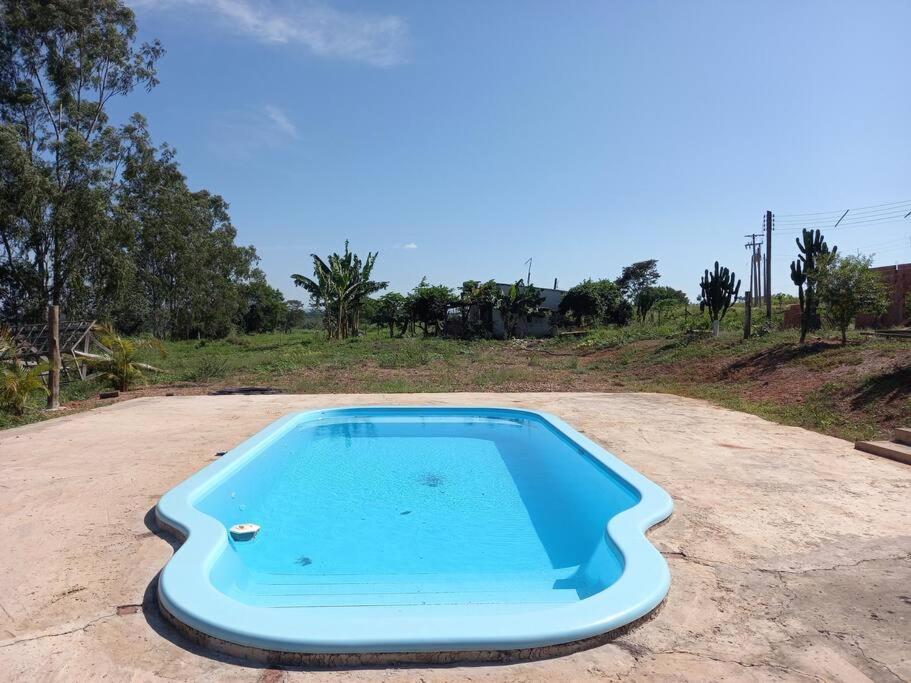 Casa em sítio à beira do Rio Piracicaba c piscina e dois quartos